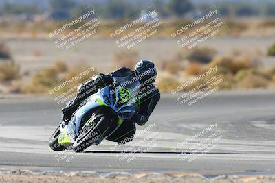 media/Nov-17-2024-CVMA (Sun) [[1fec520723]]/Race 11-Amateur Supersport Open/